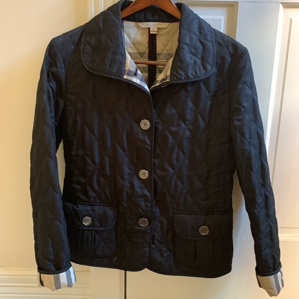 Burberry classic quilted jacket. EUC